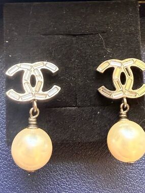 Authenticated CHANEL Gold Double-C Drop Earrings with Cream Pearl Pendants